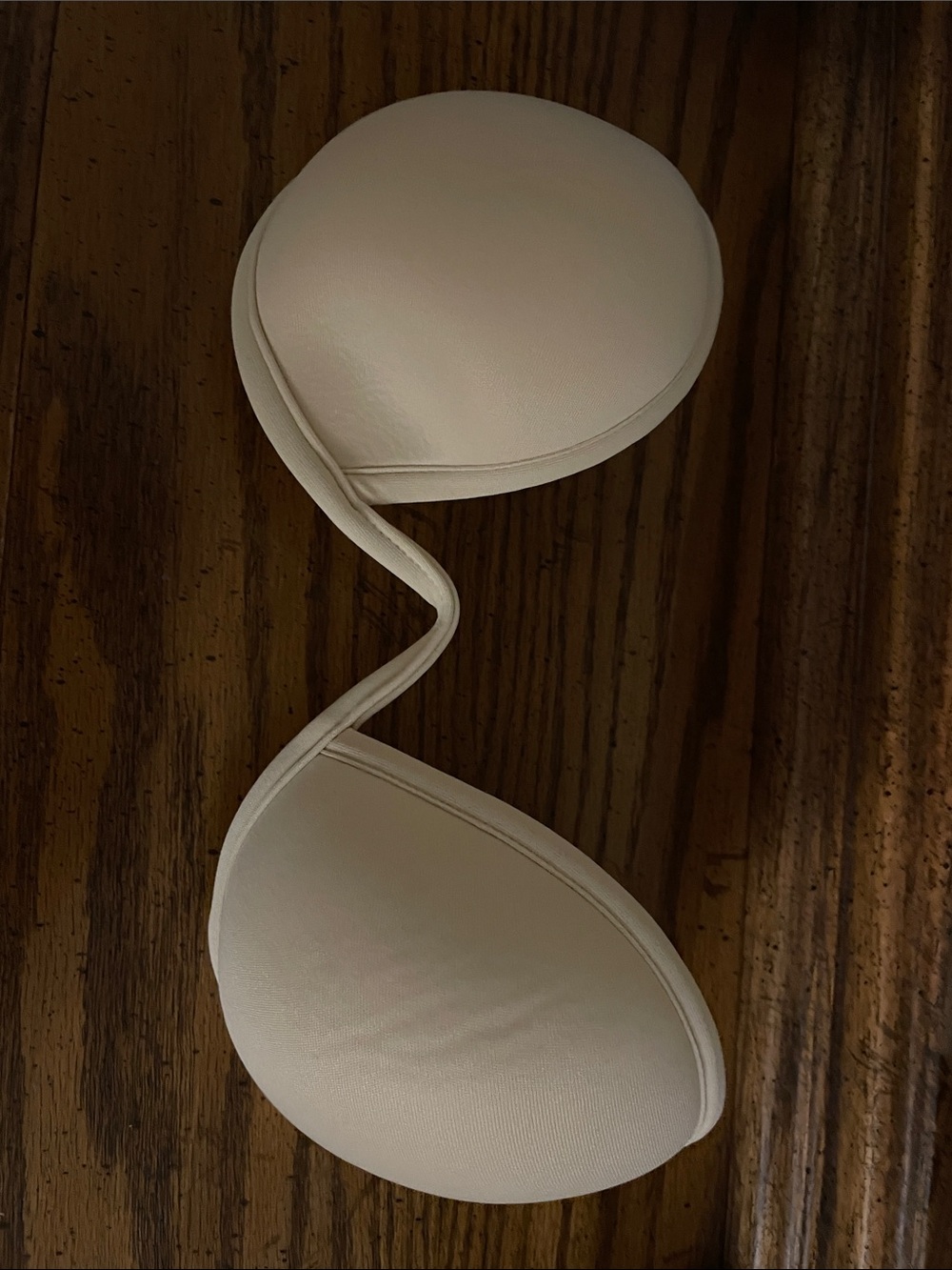 Backless strapless bra